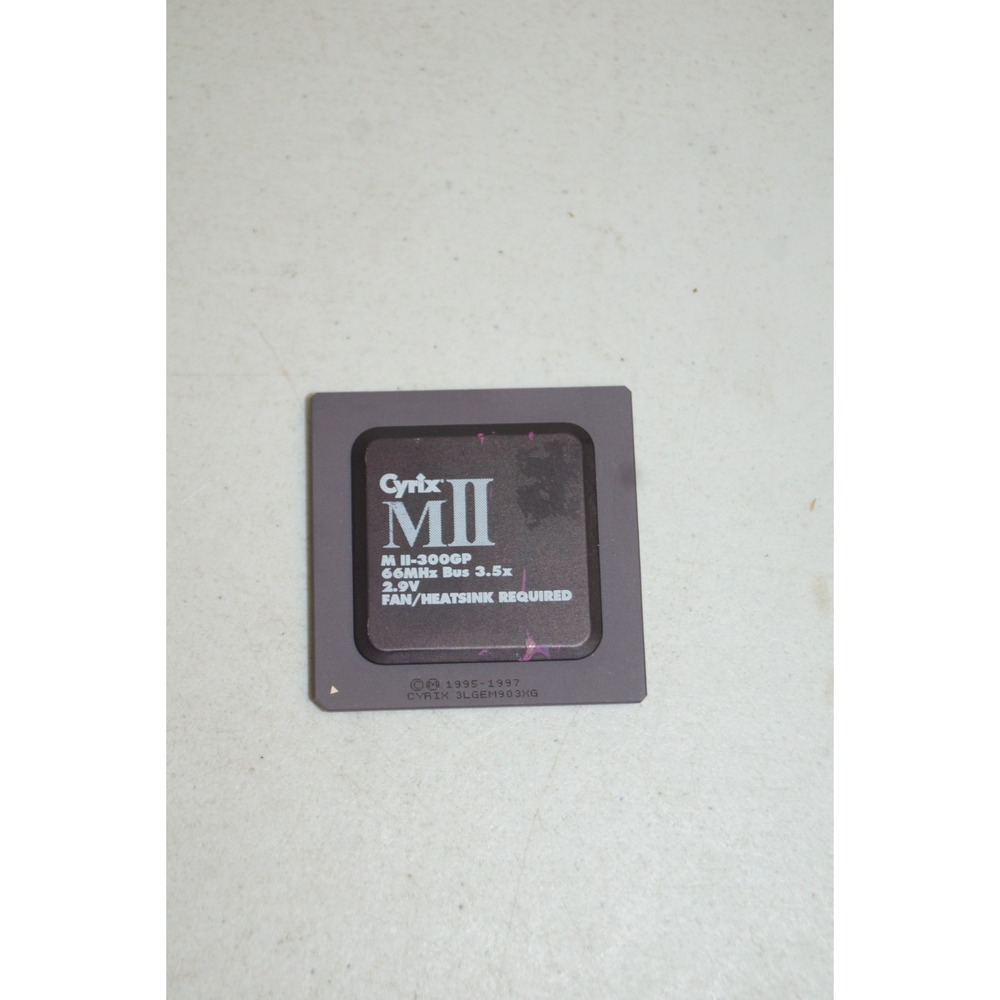 Cyrix CPU MII -300 GP 66mhz bus 3.5x2.9v